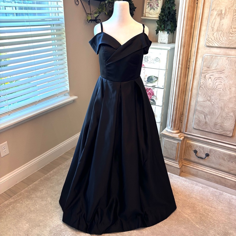 NEW, Black Dress, Black Long Dress, Prom Dress, Black Satin, NWOT, Size M/10